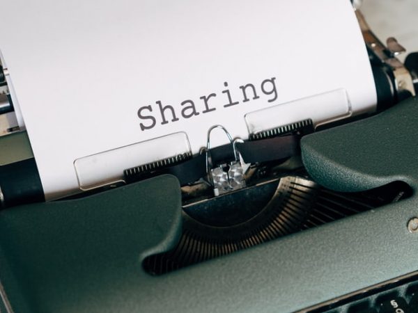 Area screenshot - share options