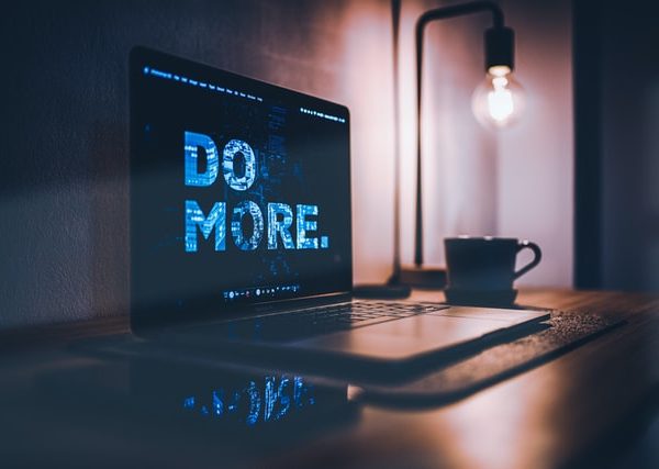 how to take a screenshot on macbook